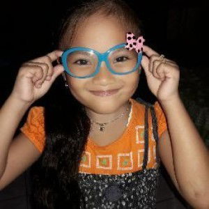 ratna suminar profile icon