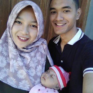 Dhella Wahyuni profile icon