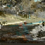 Ling-Ice Vichlerdpanya profile icon