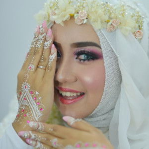 Ghina Venna S profile icon