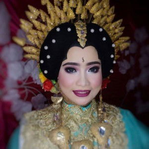 Ayu Lisna Ningsi profile icon