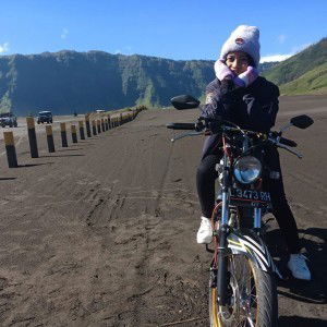 Chintya Dwi Ratnasari profile icon