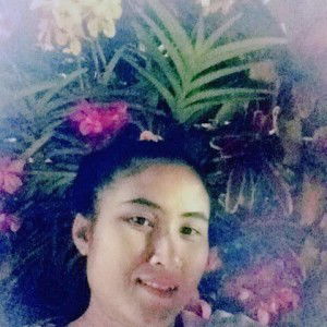 ขนิษ พลชัยยา profile icon