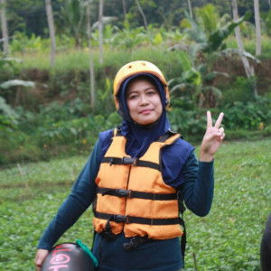 fitri ayu profile icon