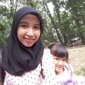 Asty Dewiratih profile icon