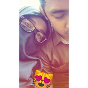 indah lestari profile icon