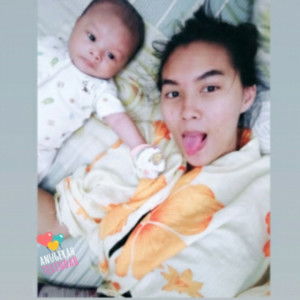 Mommy adzril profile icon