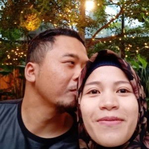 leni mulyani profile icon