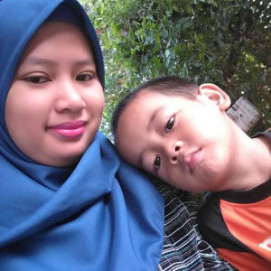 ayu mirza profile icon