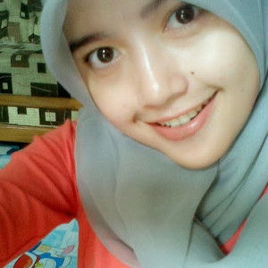 Risa Nurfebrianti profile icon