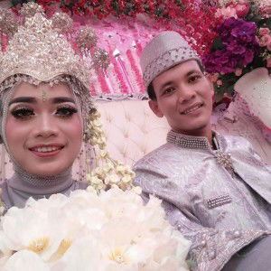 Leni Astria profile icon