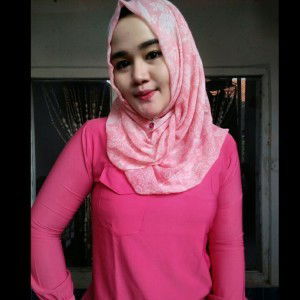 Indah Poetri profile icon