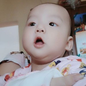 Alice Vân profile icon