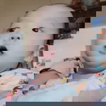 Alice Vân profile icon