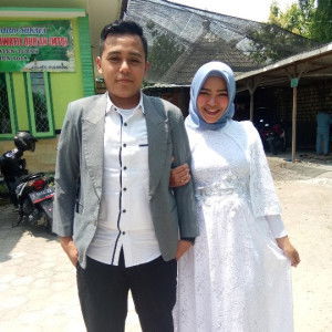 Ayu ririn profile icon