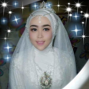 Nabila Hairunisa profile icon