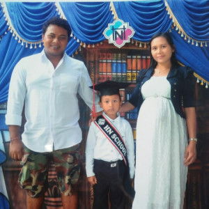 Etik Andayani profile icon