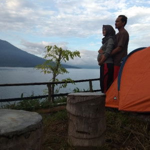 Siti Azka Sholihah profile icon