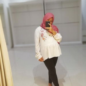 Dita Nuraini profile icon