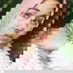 Galuh Destri profile icon