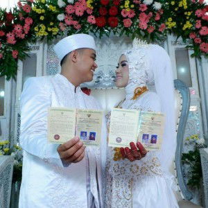 Adah Sitty Suhadah profile icon