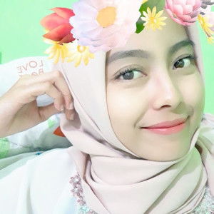 Uci Ella Yustiana profile icon