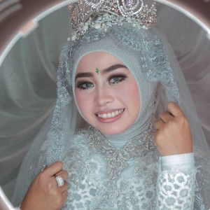 Irma Arhanny R profile icon