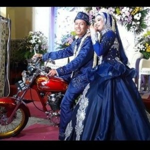Dewi Novita profile icon