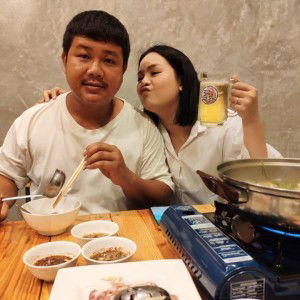 Apinya Sekaw profile icon