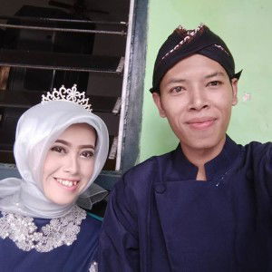 Puji Enggar W profile icon