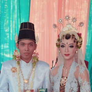 ratna eka wulandari profile icon
