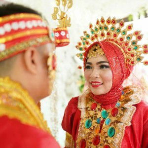 Leny Hutanjalay profile icon