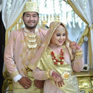 Retno Siahaan profile icon