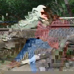 Ratna dyah profile icon