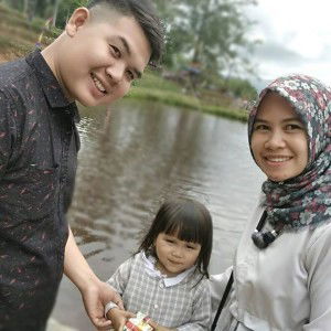 Mira Prastya profile icon