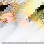 Andine Larashaty profile icon