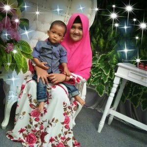 Tita Rosmiati profile icon