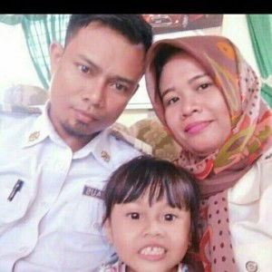 Uly Mulyati profile icon