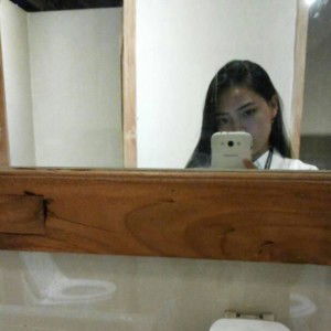 Dwi Putri profile icon