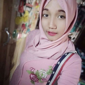 Dhevie NurVian profile icon