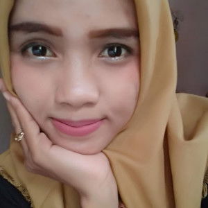 Ria Andarini profile icon