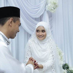 Edlina Johari profile icon