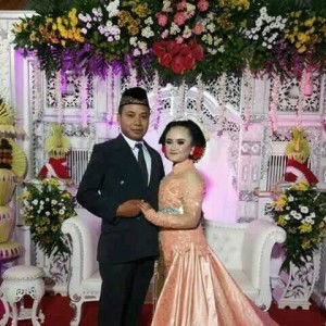 Winda Dwi Ningsih profile icon