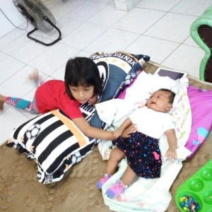 Setriana Riana profile icon