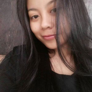 Indah Sari profile icon