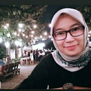 Suci Sugianti profile icon