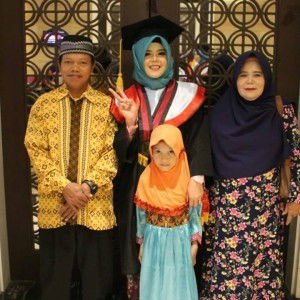 Diena Uswatuna profile icon