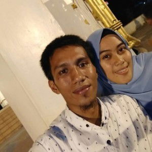 Yulia Alfi Suratman profile icon