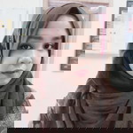 Luis Intan Pratiwi profile icon