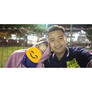 Ariyanti profile icon